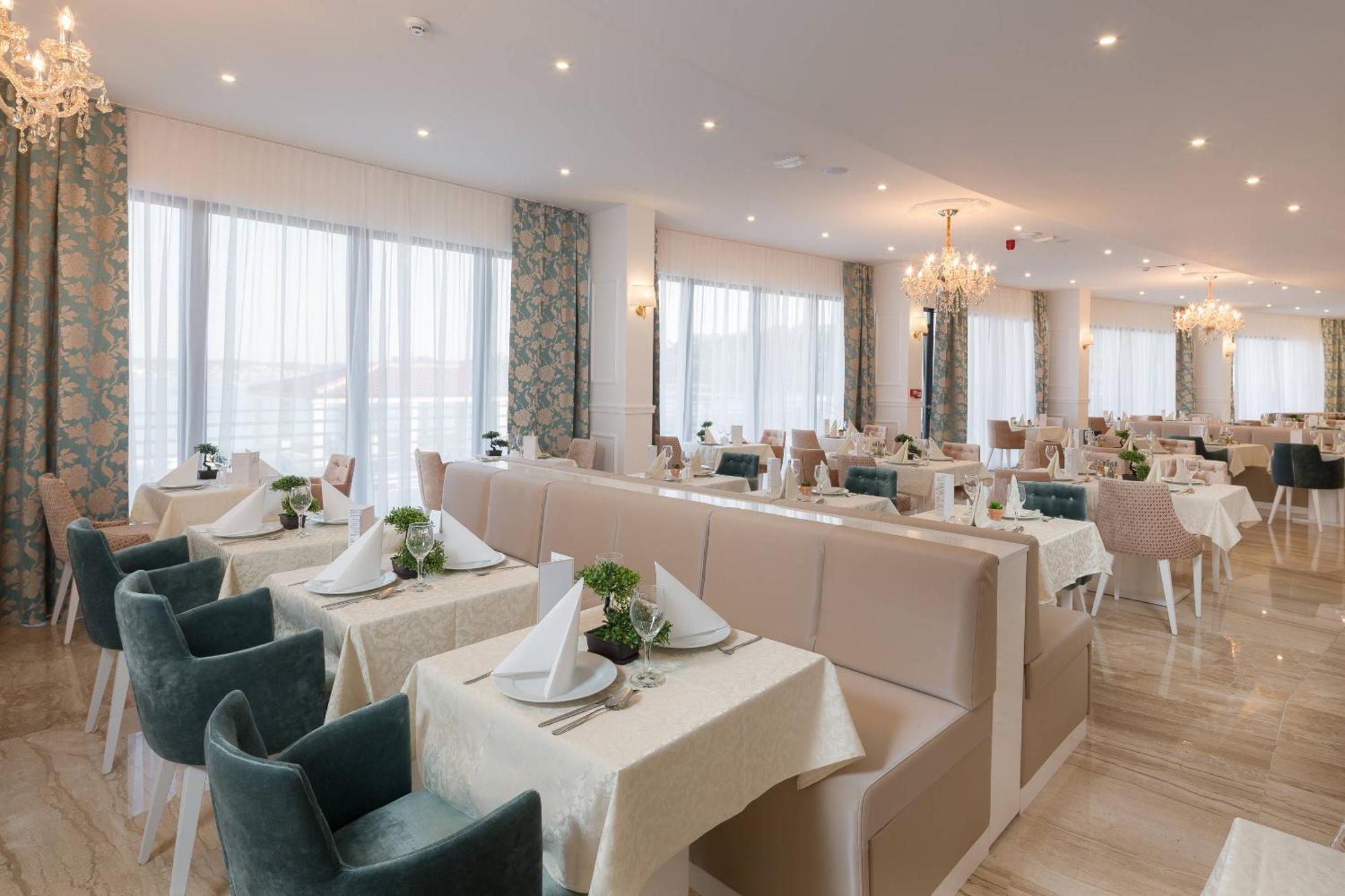 Hotel Perla Rogoznica  Ngoại thất bức ảnh