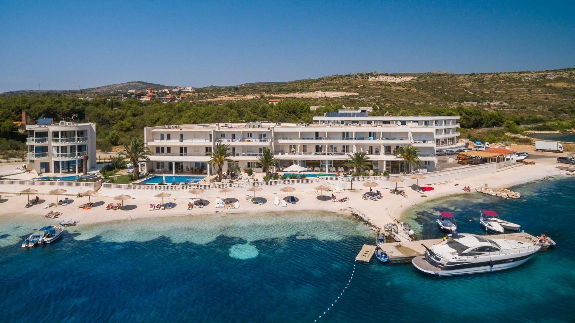 Hotel Perla Rogoznica  Ngoại thất bức ảnh