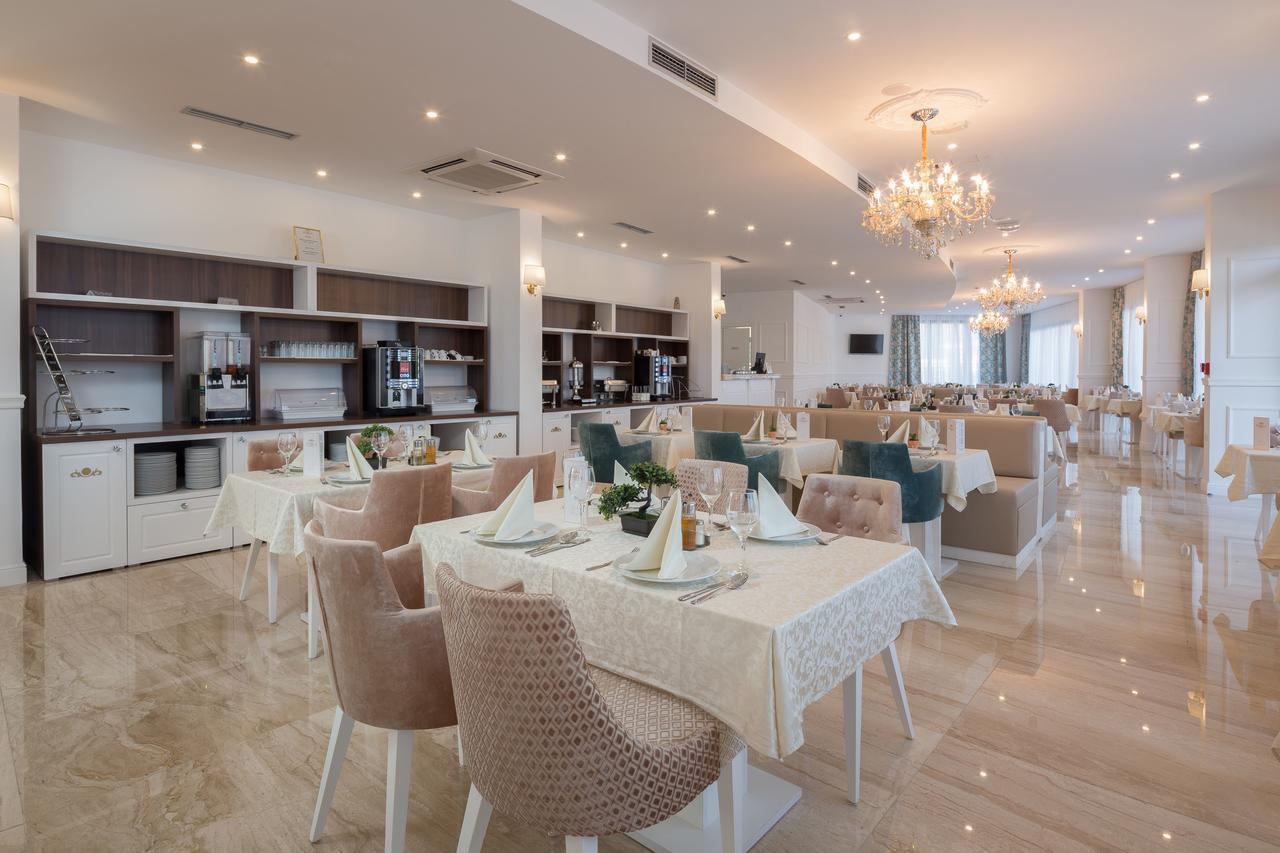 Hotel Perla Rogoznica  Ngoại thất bức ảnh