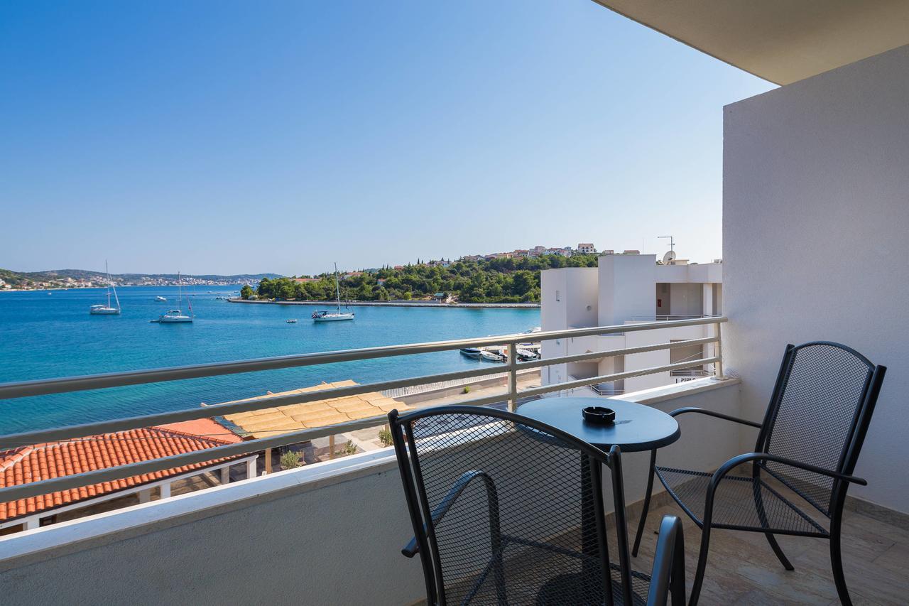 Hotel Perla Rogoznica  Ngoại thất bức ảnh